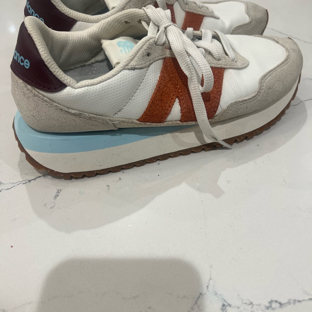 New Balance 237 sneakers